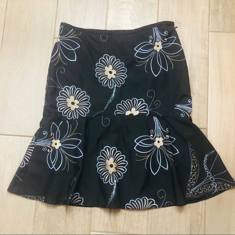 Ann Taylor Loft Skirt Floral Embroidery 10 NWTS